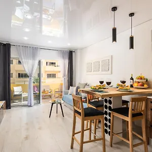 138 Los Angeles, Los Cristianos Close To The Ocean Los Cristianos (Tenerife)
